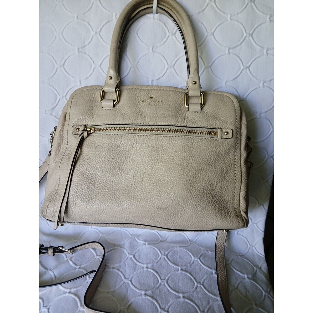 KATE SPADE Beige pebbled  Leather Convertible Hand/Shoulder/Crossbody Bag Purse